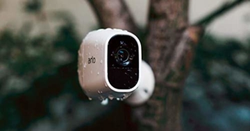 Arlo Pro 2 Smart Home 2 HD-Überwachungskameras & Sicherheitssystem (Funktioniert mit Alexa, 130 Grad Blickwinkel, kabellos, WLAN, Indoor/Outdoor, Nachtsicht, wetterfest, 2-Wege Audio) weiß, VMS4230P - 11